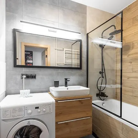 Loftowy, 3-pokojowy Apartament W Pieknej Okolicy * Gdańsk